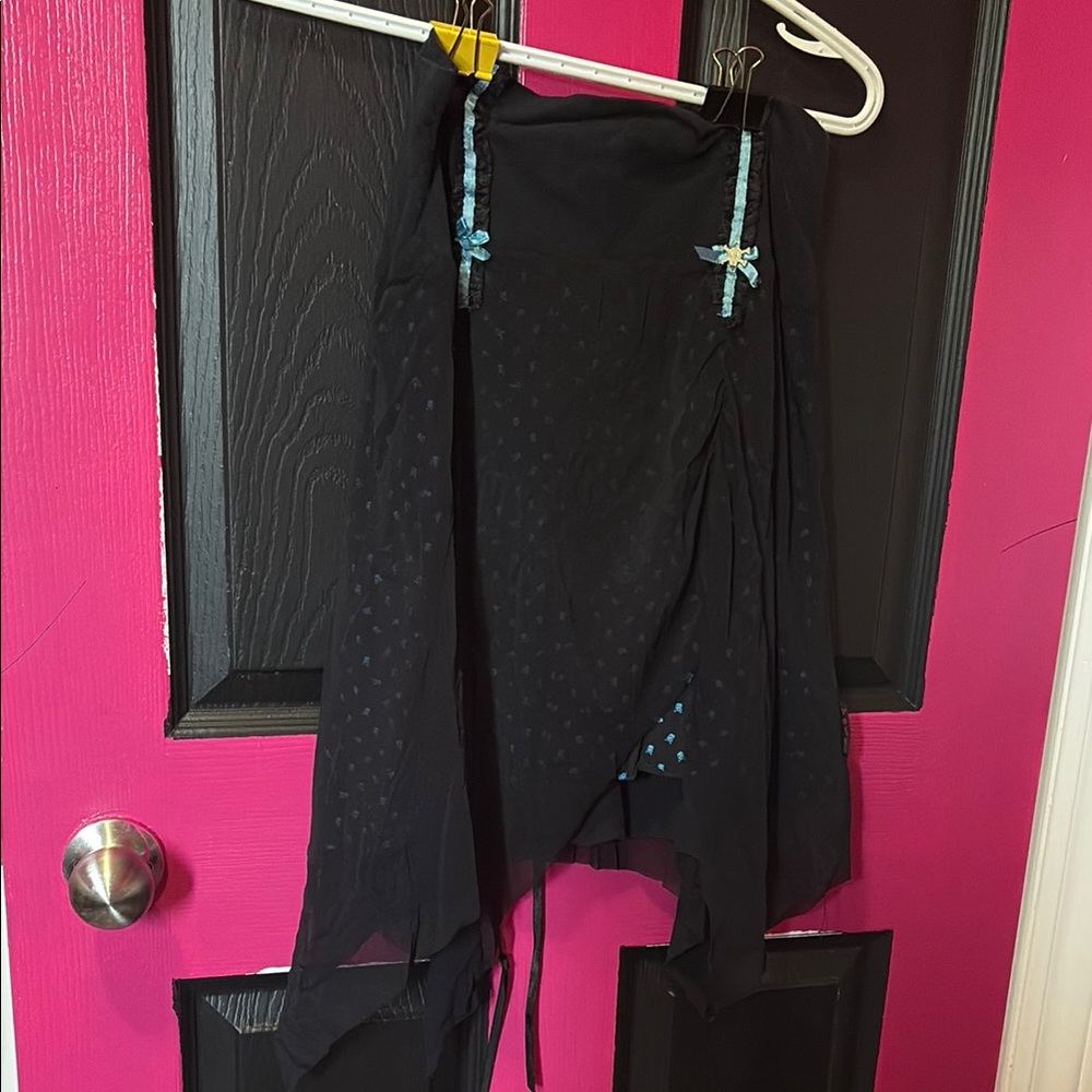 Vintage Vexy Elegant Black Skirt with Blue Accents